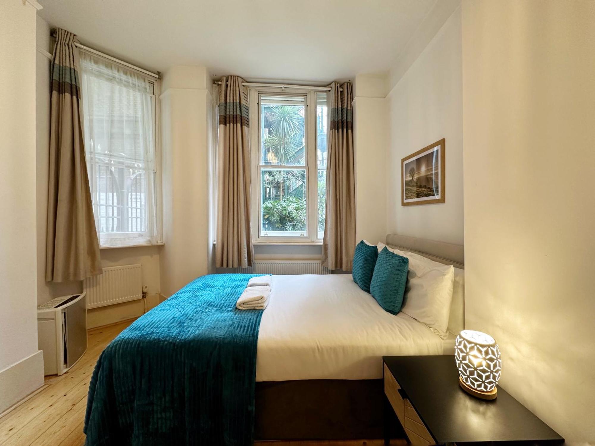 Oliver'S Place In Holborn - 2 Double Beds, 1 Sofa Bed, Great Location Apartment Лондон Екстериор снимка